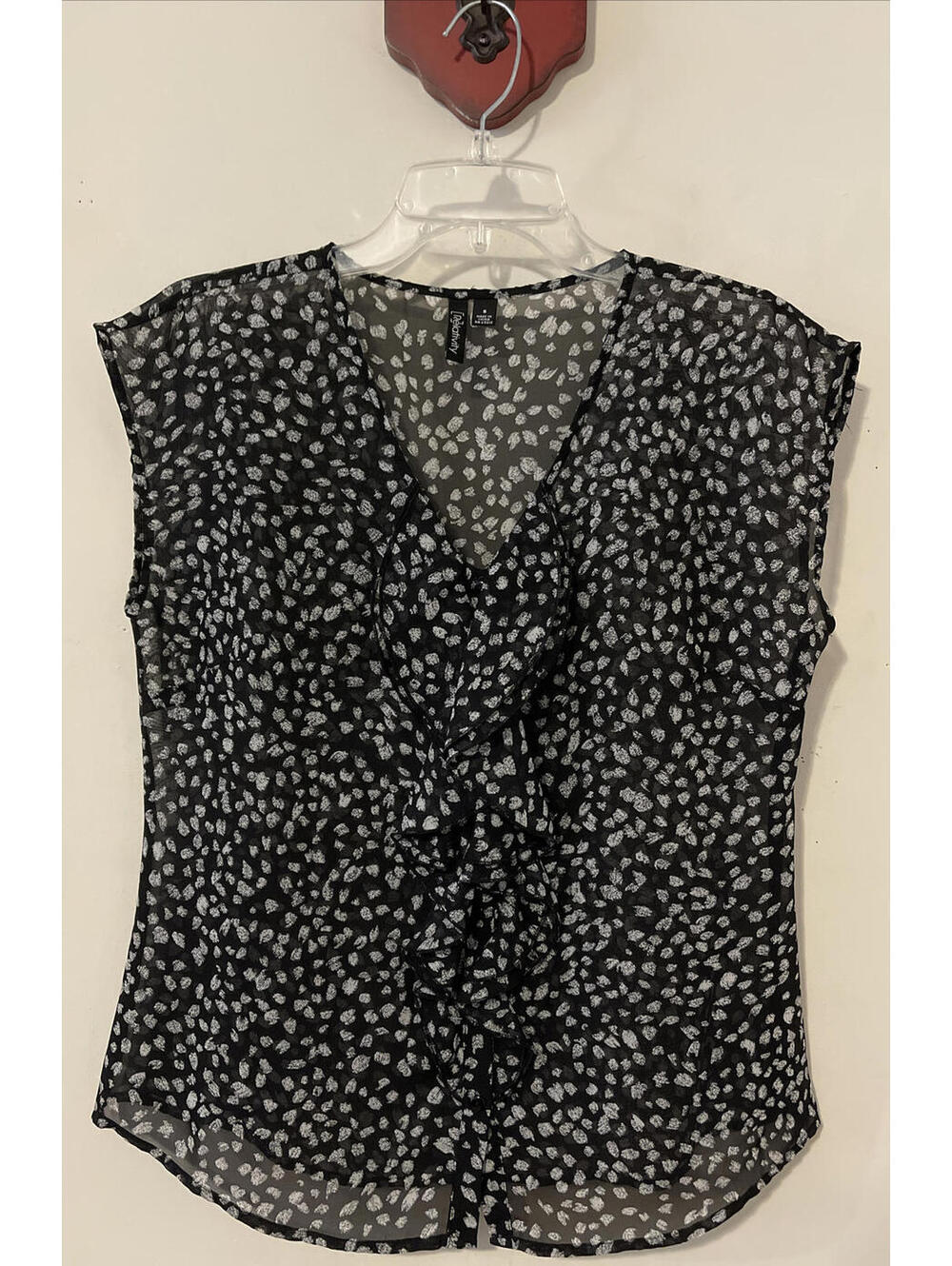 Relativity Womens Small Black Sleeveless Sheer Button-Up Ruffled Blouse! A1361